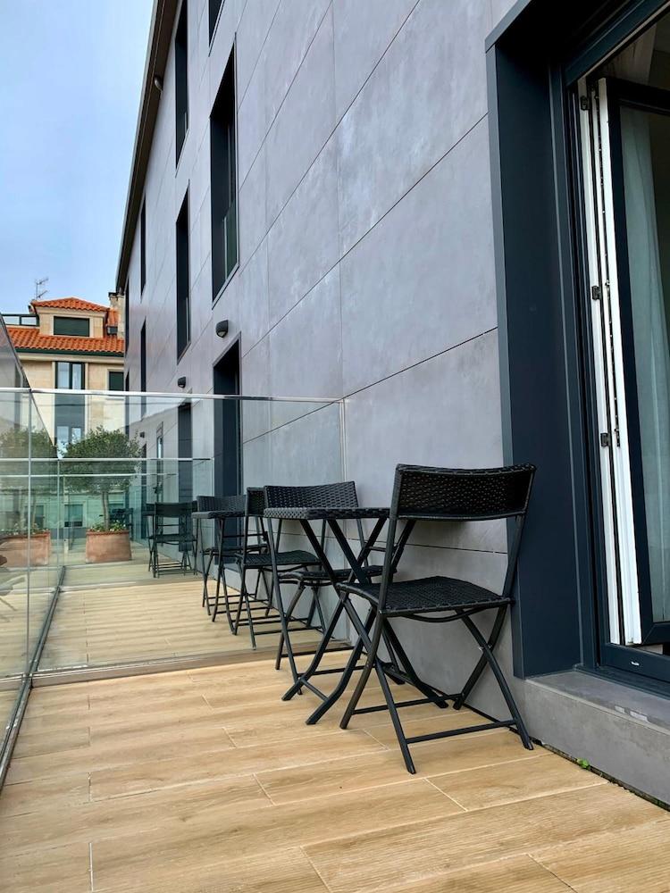 Hotel Val Convention Nigran Bagian luar foto
