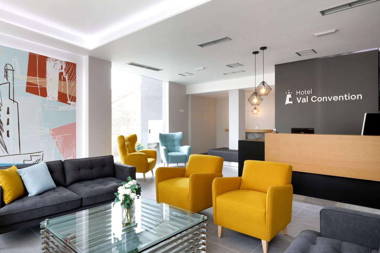 Hotel Val Convention Nigran Bagian luar foto